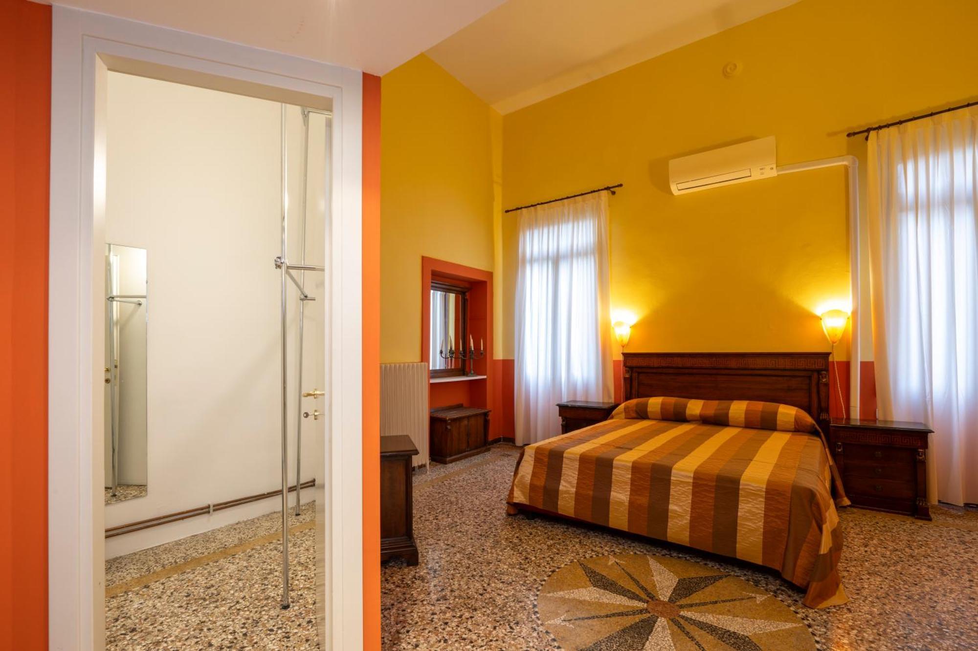Savoia e jolanda Apartments Venezia Esterno foto