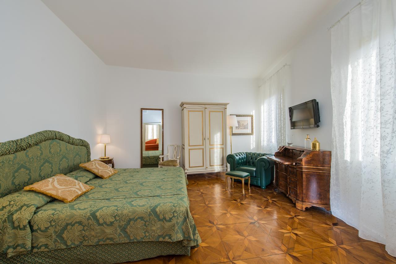Savoia e jolanda Apartments Venezia Esterno foto